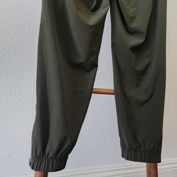 Athleta Brooklyn Heights High Rise Jogger Pants - Picture 5 of 13